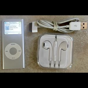 Apple iPod Nano 2nd Generation 2gb Silver